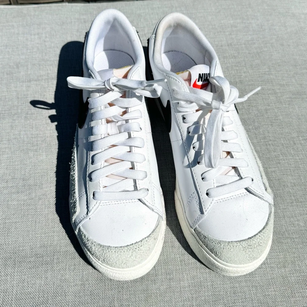 Nike Blazer Platform Sneaker - Picture 7 of 7